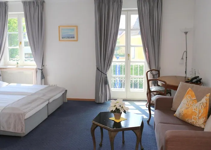 Otel Landgasthof Alter Wirt Unterschleißheim